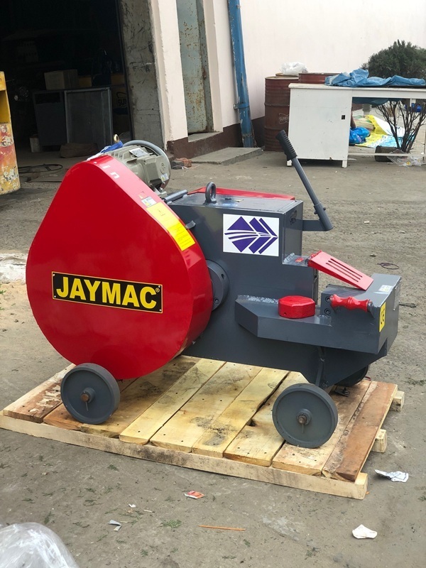 Tmt Bar Cutting Machine - Color: Red