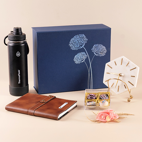 Welcome Kit - Material: Plastic
