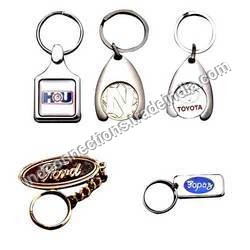 धातु की चाबी की चेन