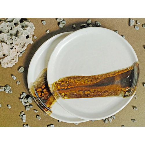 सिरैमिक स्नैक प्लेट हाथ से बनी हुई