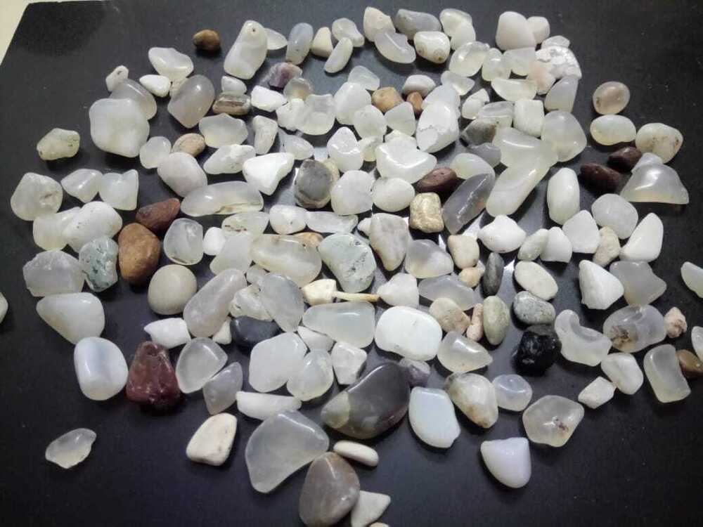 Multicolor High Gloss Polished Onyx Pebble Stones for Decoration Purpose and Gardening