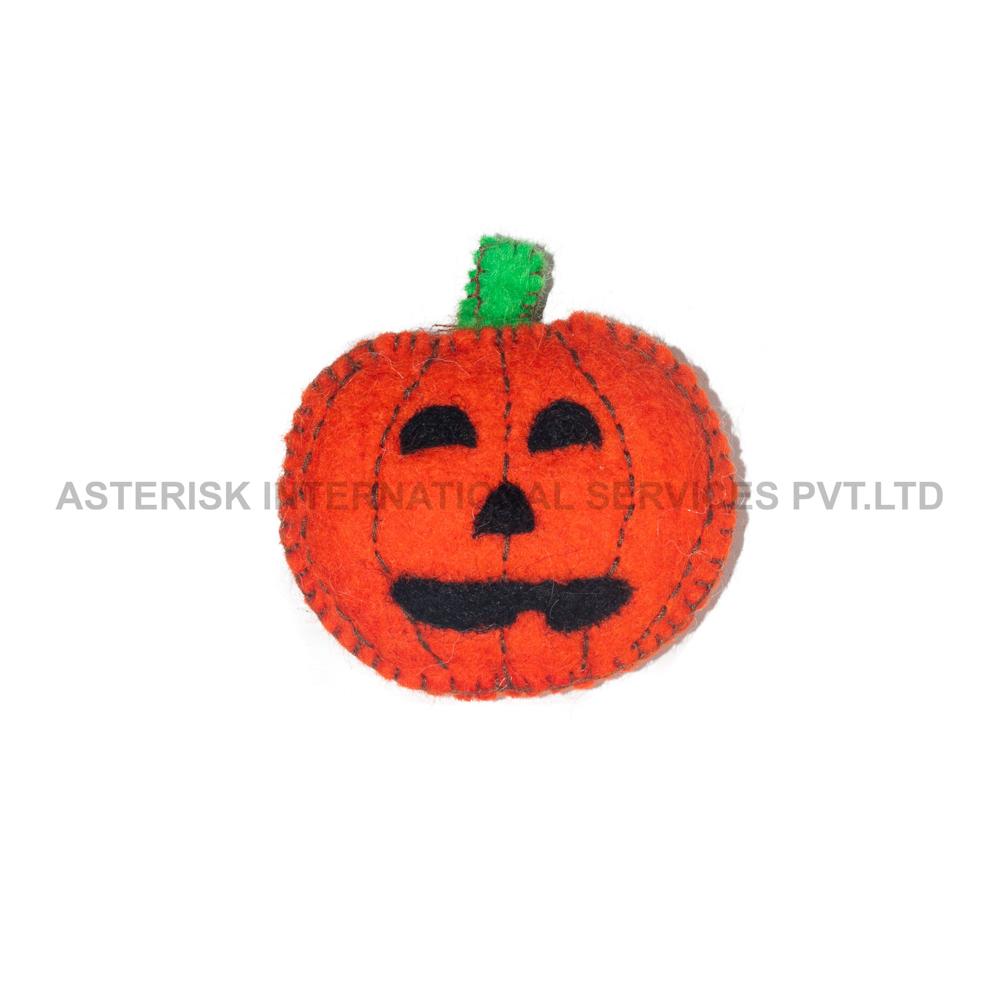 Jack O' Lantern Pumpkin - Coating Material: Natural Wool