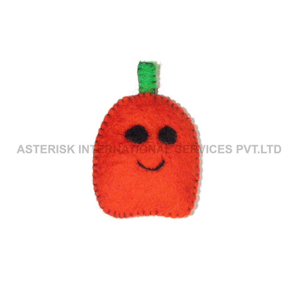 Jack O' Lantern Pumpkin - Coating Material: Natural Wool