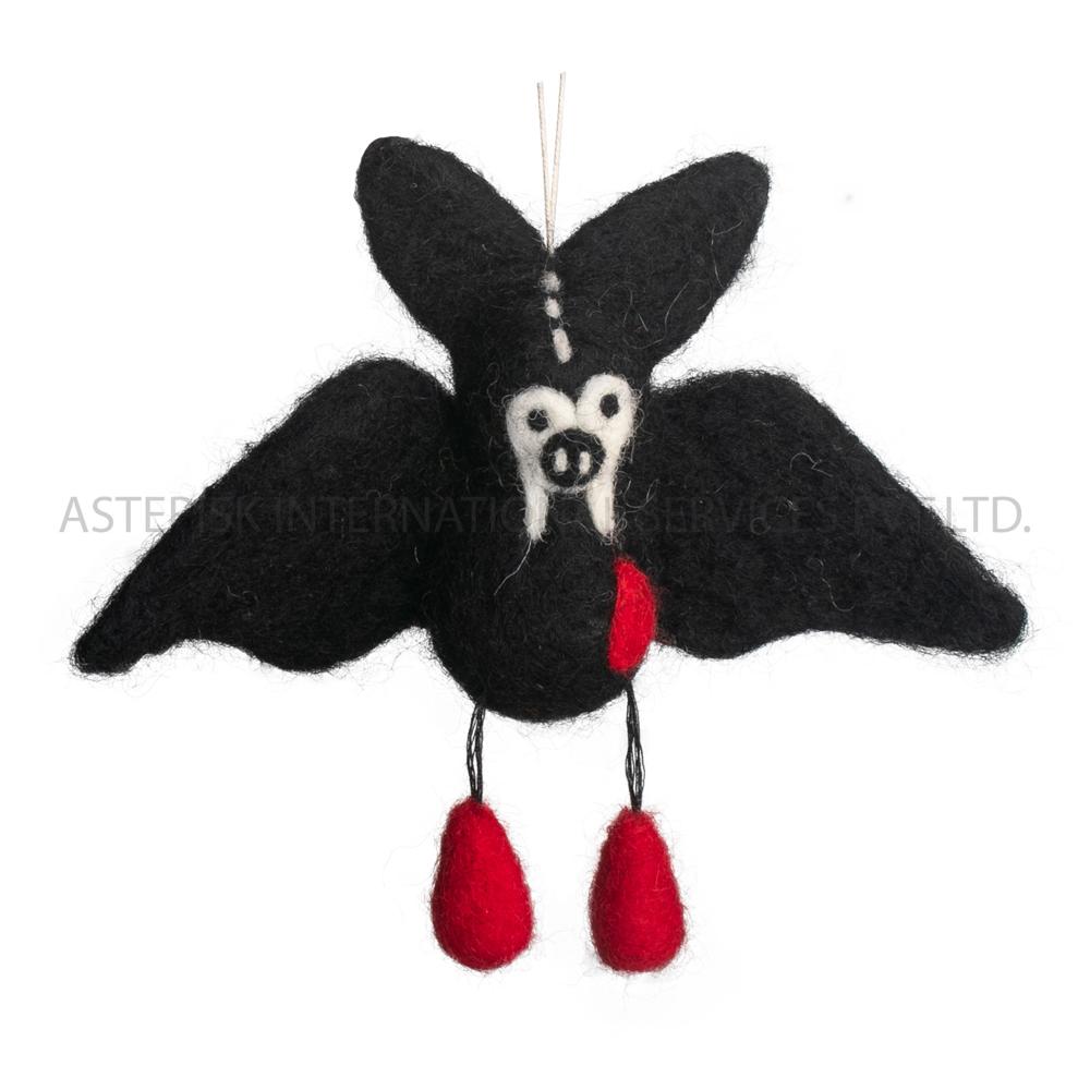Handmade Felt Dracula - Coating Material: Natural Wool
