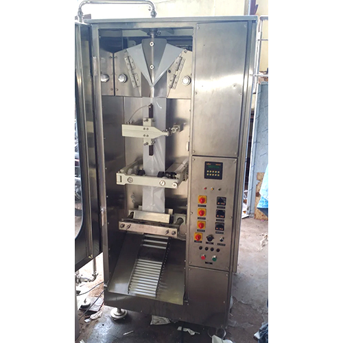 Edible Oil Packing Machine