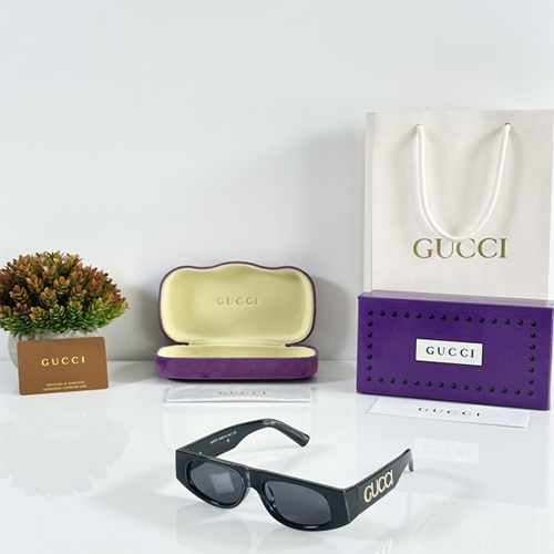 Gucci Wmns 8090 Black - Lenses Material: Glass