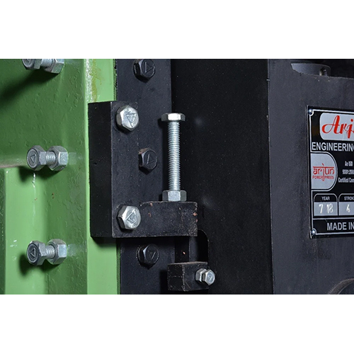 60 Ton C Type Power Press Machine - Material: Metal