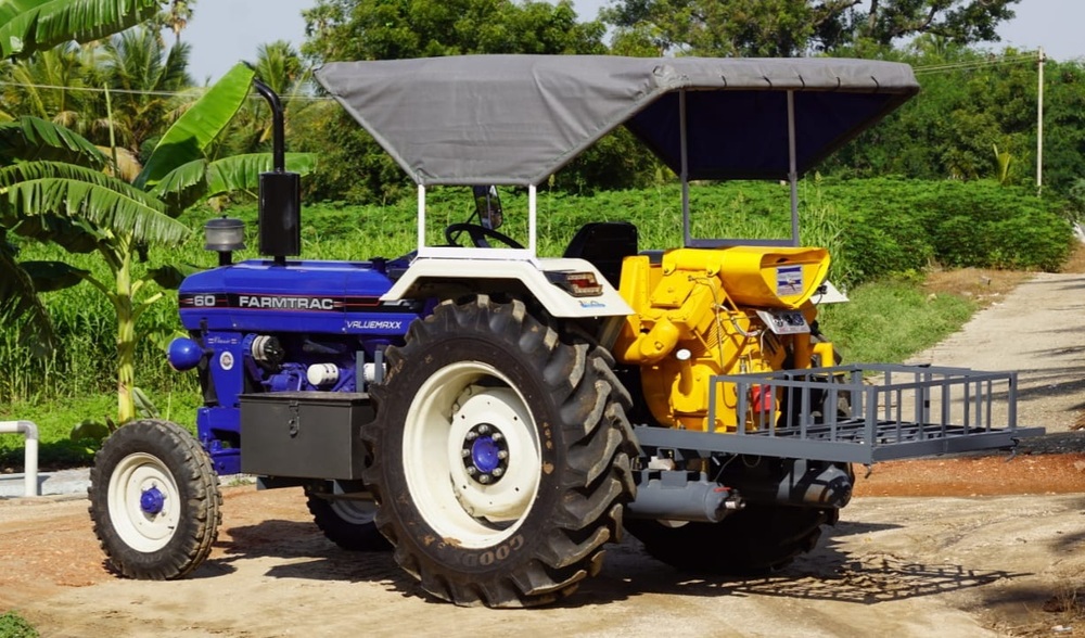 Industrial Tractor Attached Air Compressor - Material: Metal