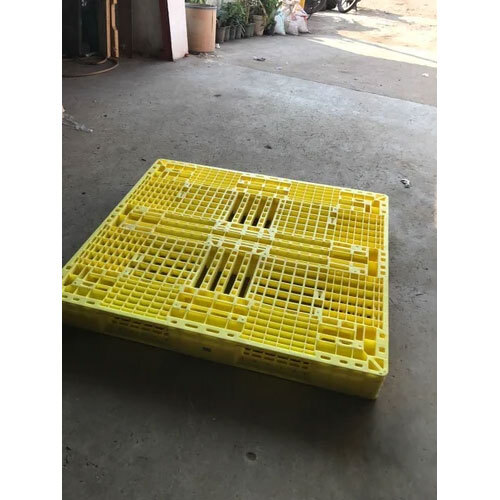 Yellow Pallets