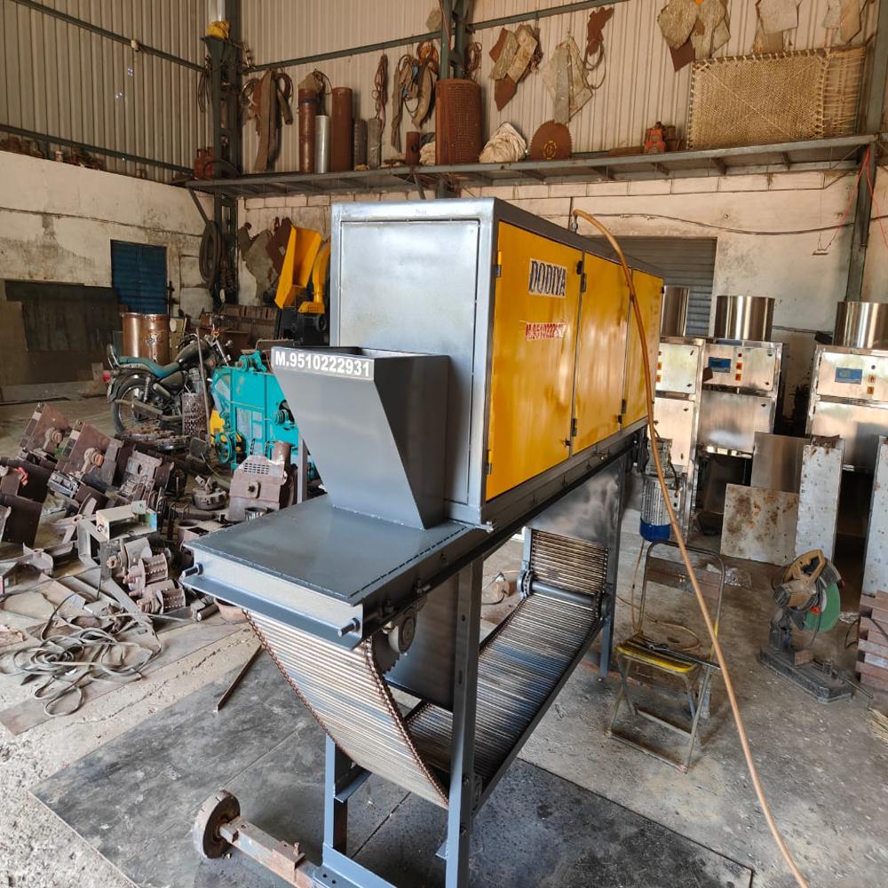 Chain Type Dry Garlic Peeling Machine - Mild Steel, 2x1x1m, Yellow | Capacity: 100-500 Kg/hr, Power: 1-3 Hp, Weight: 200-300 Kg