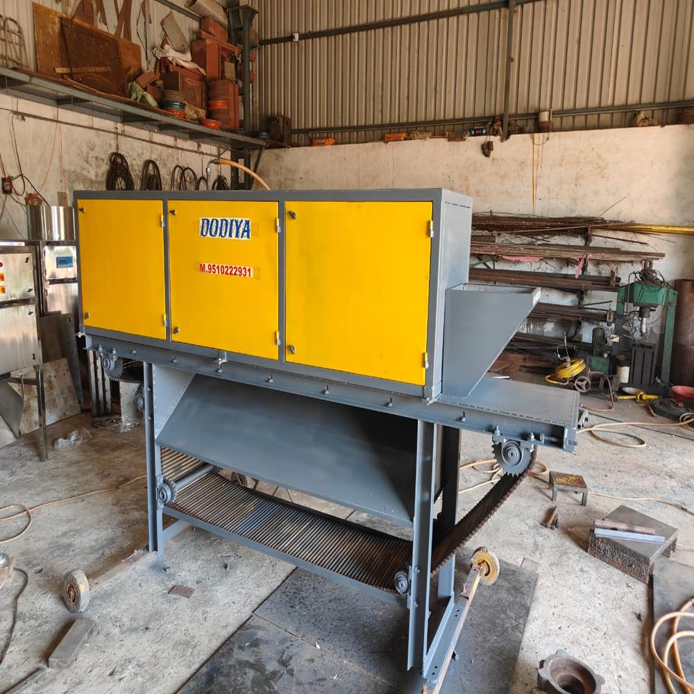 Chain Type Dry Garlic Peeling Machine - Mild Steel, 2x1x1m, Yellow | Capacity: 100-500 Kg/hr, Power: 1-3 Hp, Weight: 200-300 Kg