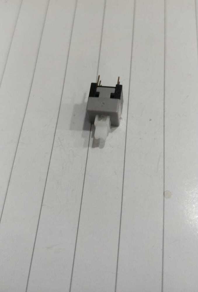 8.5x8.5mm Plastic 6-pin Vtr Push Button Switch - 25v, 2a, Self-locking Design With Normally Open Pins | Ideal For Industrial Applications