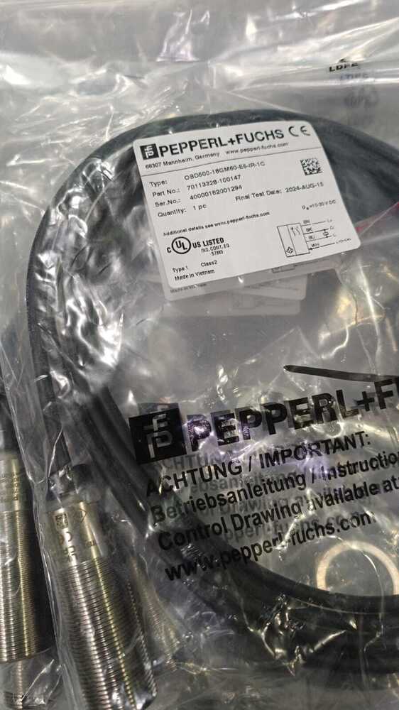 PEPPRL FUCHS , PHOTOELECTRIC SENSOR, OBD500-18GM60-E5-IR1C,NCB4-12GM60-B3-V1