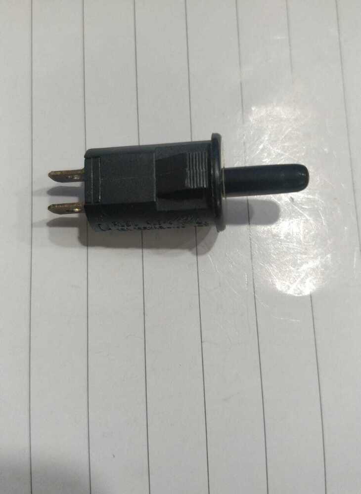 REFRIGERATOR DOOR LIGHT SWITCH