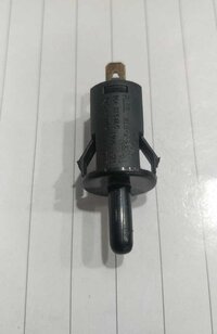 REFRIGERATOR DOOR LIGHT SWITCH