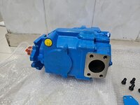 Eaton Vickers Hydraulic Piston Pump, Model Name/Number: PVH098R01