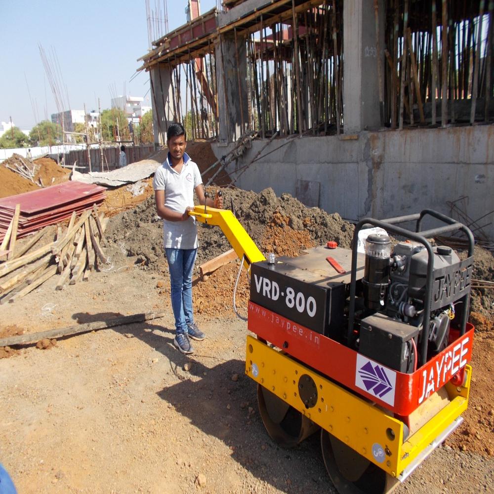 WALK BEHIND VIBRATORY ROLLER (DOUBLE DRUM)
