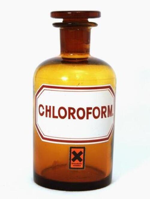 Chloroform - Chemical Formula CHCl3, Molecular Weight 119.38 g/mol | Clear Liquid, Density 1.48 g/mL, Boiling Point 61.2 °C, 99.5% Purity