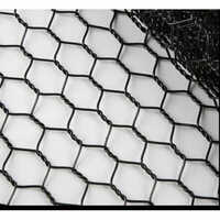 Maximus Pet Nets For Nursery Beds - Color: Green