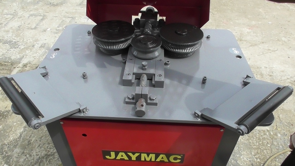 JAYMAC RADIUS BENDING MACHINE