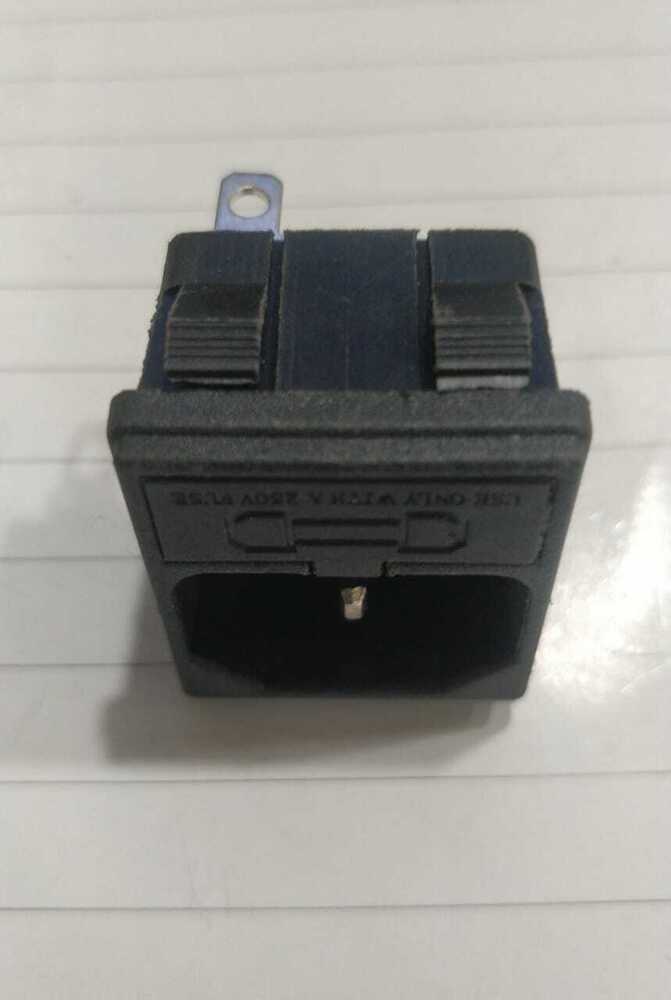 AC-04 SOCKET WITH FUSE PRESS FIT