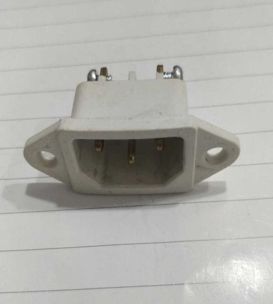 Ac 01 White Socket With Nut - Color: Black
