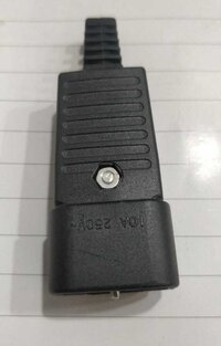 COMPUTER MALE PLUG