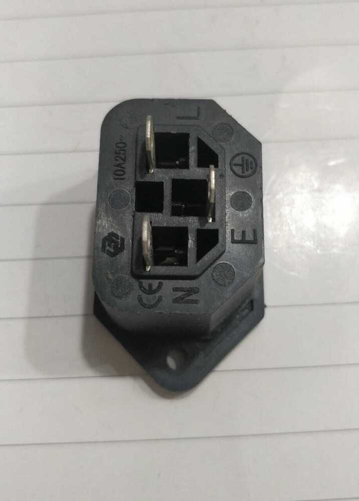 COMPUTER JACK FEMALE