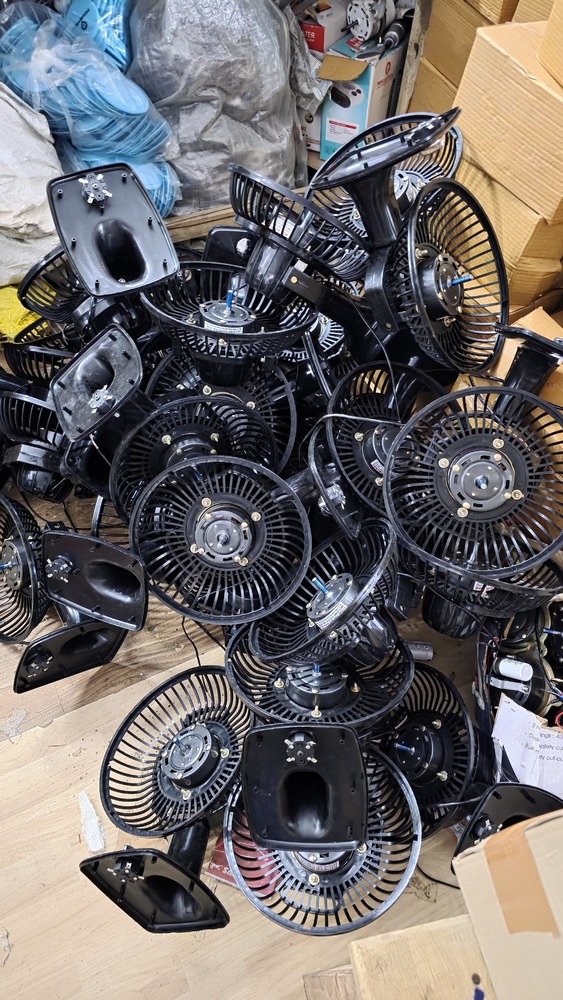 Table Fan Supplier - Color: Blue