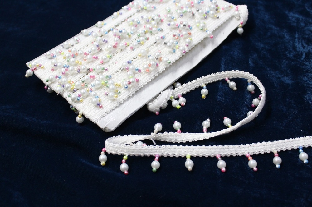latkan moti lace