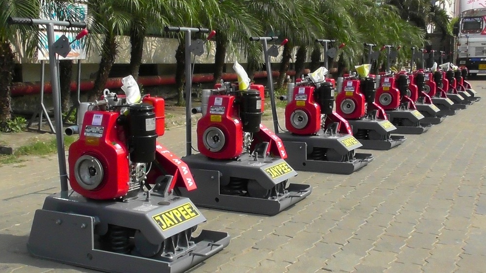 JAYPEE PLATE COMPACTOR
