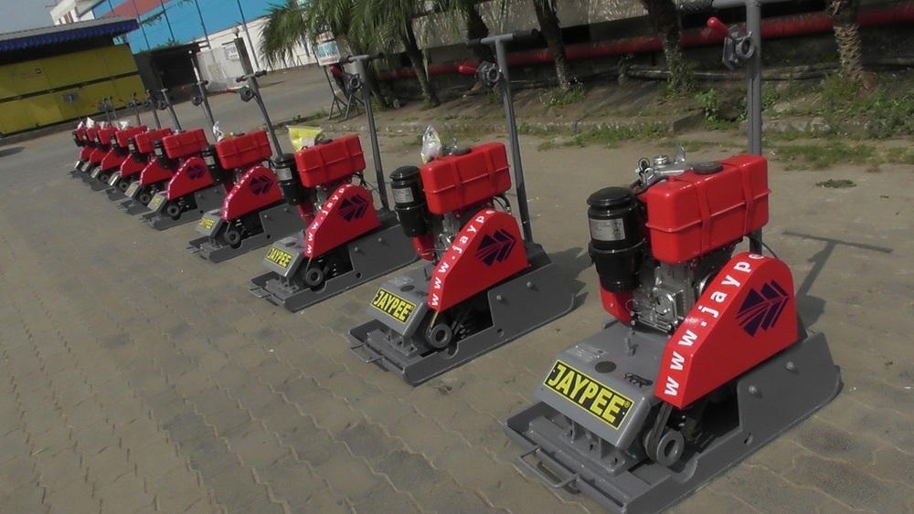 JAYPEE PLATE COMPACTOR