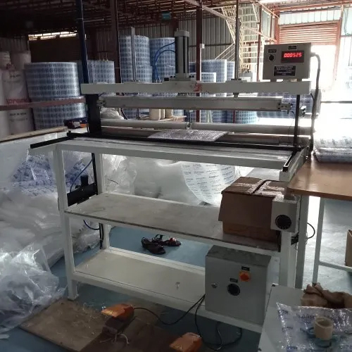 Manual Operated Bubble Sheet Bag Making Machine - Feature: High Quality