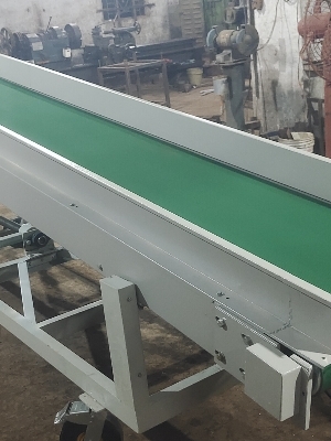 Truck      Loading Conveyor - Color: Siemens Gray