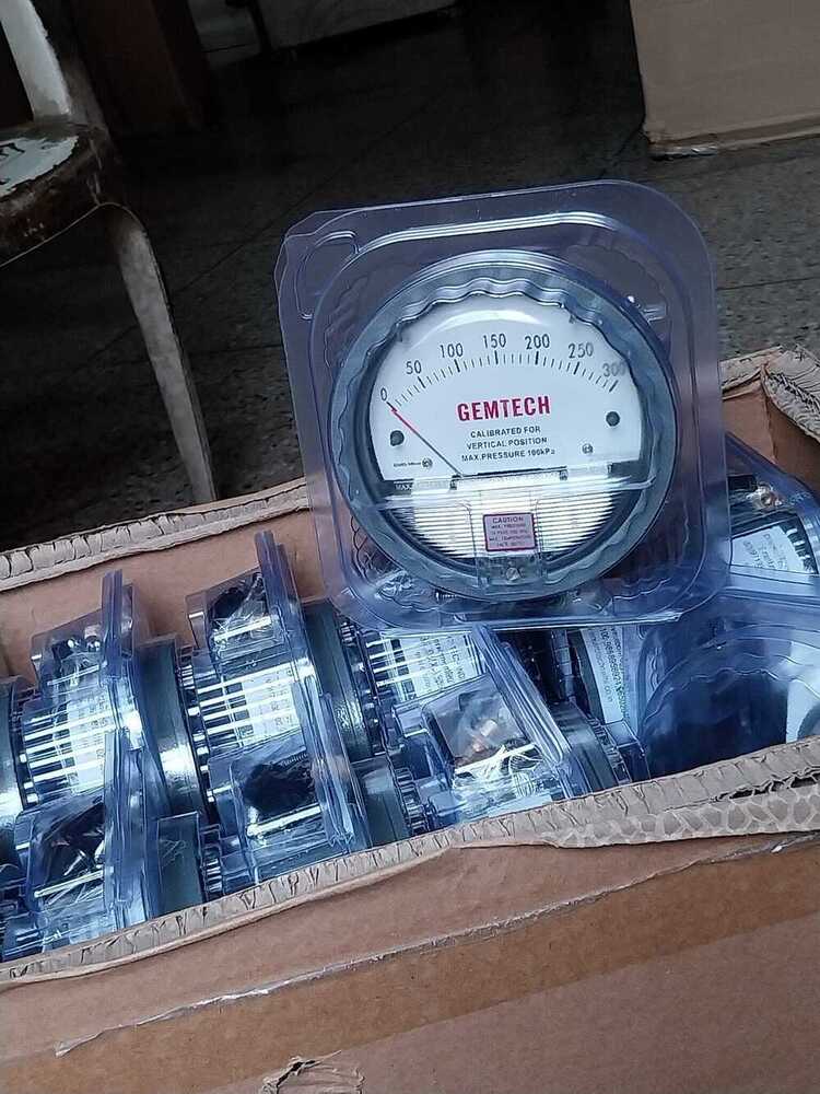 Pharmaceutical Gemtech Mack Differential Pressure Gauge For Bihar Industrial Area - Accuracy: A 2% (-Ha Model A 1) Of Fs (A 3% (-Ha A 1.5%) On -0