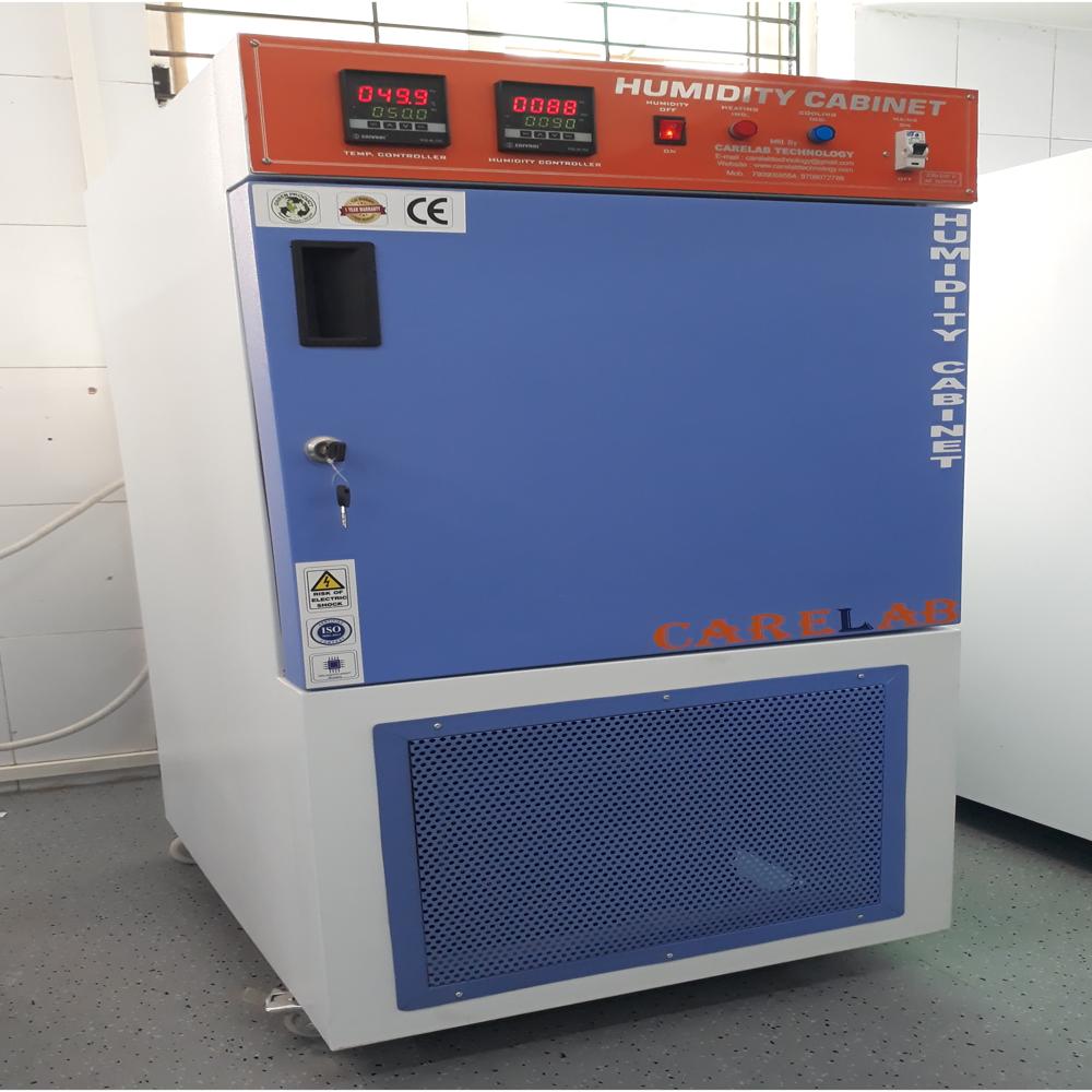 Humidity And Temperature Test Chamber - Capacity: 100 Ltr