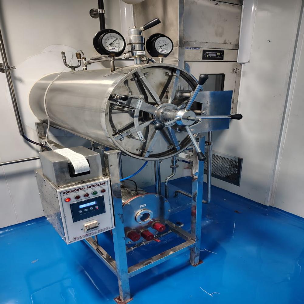 Ss Hospital Autoclave And Sterilizer - Color: Silver