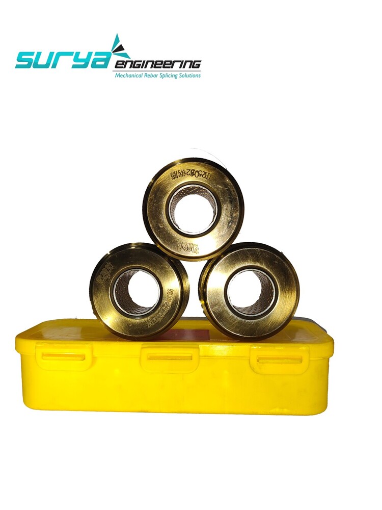 THREADING MACHINE ROLLER