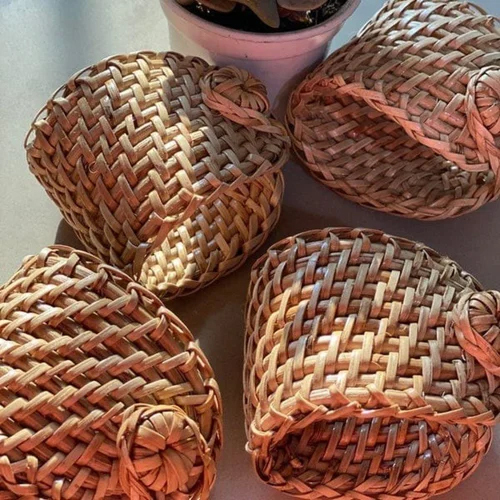 High Grade Cane Napkin Ring Set - Color: Brown