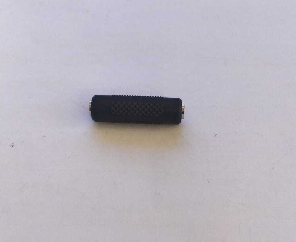 Stereo Jointer Plastic - 3.5mm Jack Size, Black Color | Electrical Isolation, Noise Reduction, Compatible With Various Audio Standards