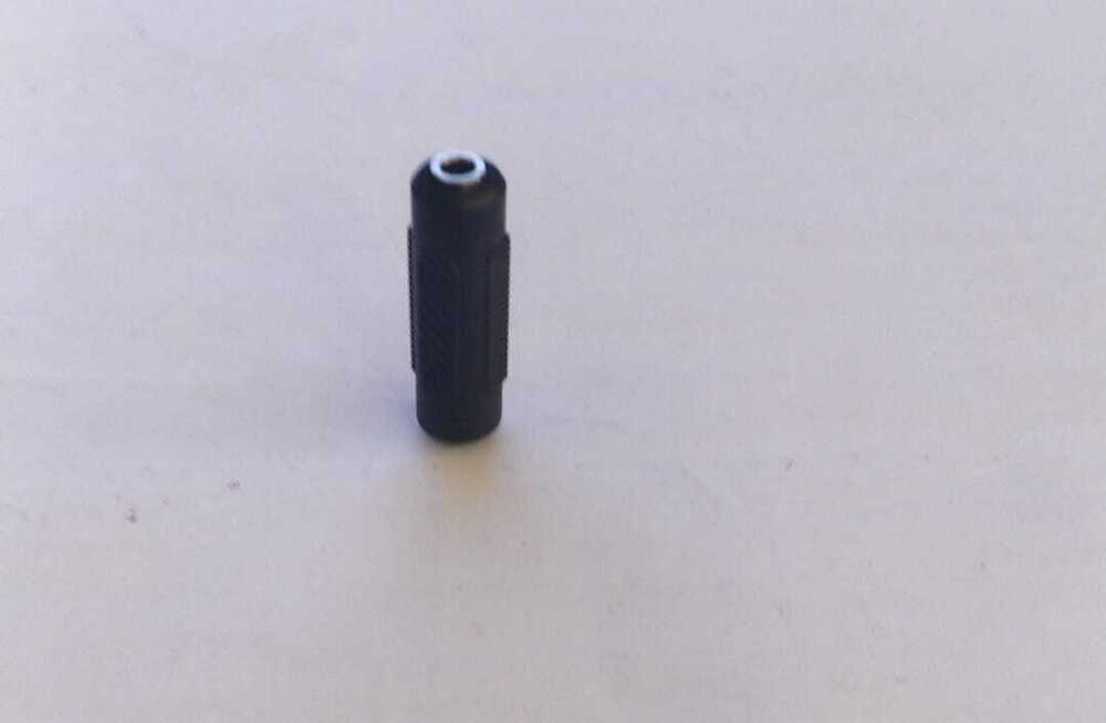 Stereo Jointer Plastic - 3.5mm Jack Size, Black Color | Electrical Isolation, Noise Reduction, Compatible With Various Audio Standards
