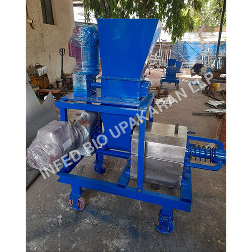Shredder cum dewatering