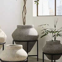 Outdoor Garden Iron Stand - Color: Black