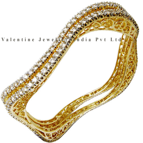 Odorless Designer Diamond Yellow Gold Bangle