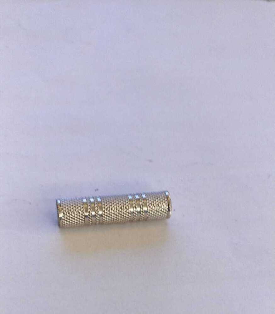 Stereo Jointer Metal - Standard 3.5mm Jack , Prevents Ground Loops, Electrical Isolation, Noise Reduction, Impedance Compatibility