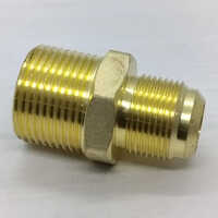 3-4 X 3-4 Inch Npt Brass Flare Adapter - Color: Golden