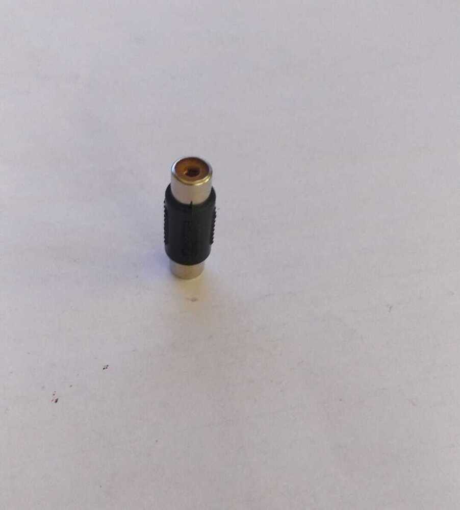 1 Rca Jointer - Plastic, Female Connector , Prevents Ground Loops And Voltage Spikes, Improves Noise Reduction And Signal Integrity