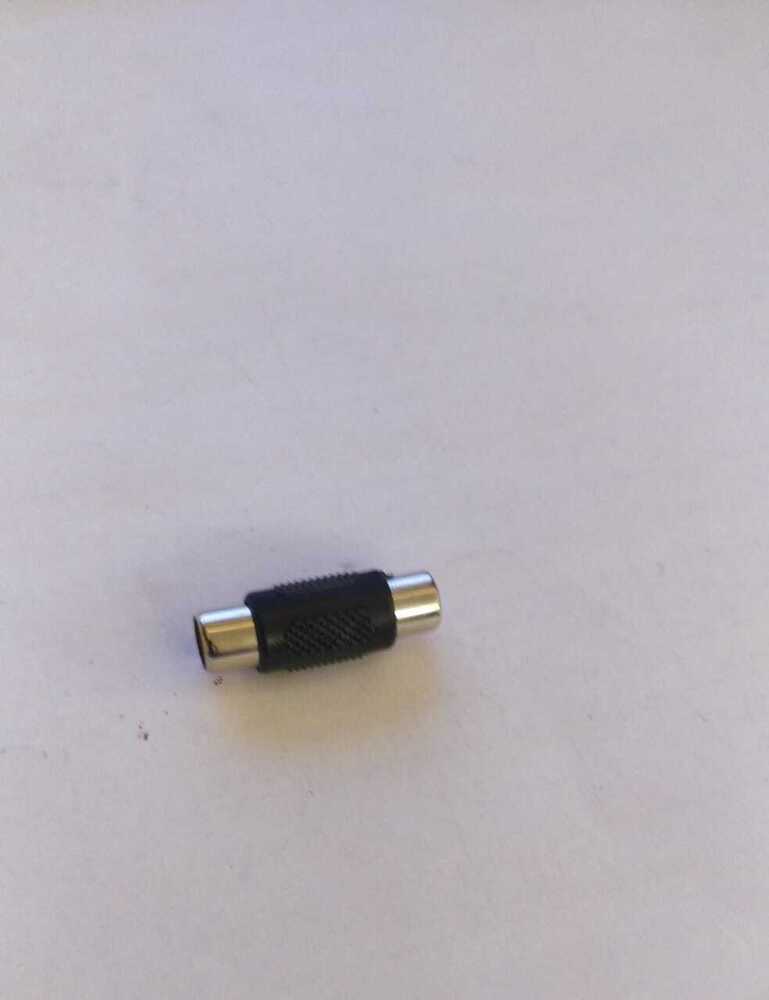 1 Rca Jointer - Plastic, Female Connector , Prevents Ground Loops And Voltage Spikes, Improves Noise Reduction And Signal Integrity