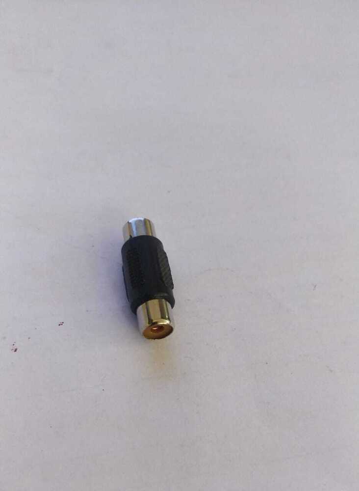 1 Rca Jointer - Plastic, Female Connector , Prevents Ground Loops And Voltage Spikes, Improves Noise Reduction And Signal Integrity