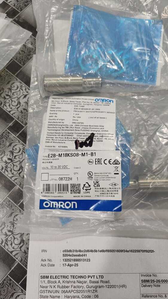 OMRON PROXIMITY SENSOR, E2B-M18KS08-M1-B1, 18MM DIA, SD 8MM,PNP NO